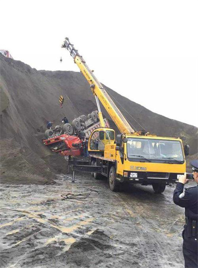 城步上犹道路救援